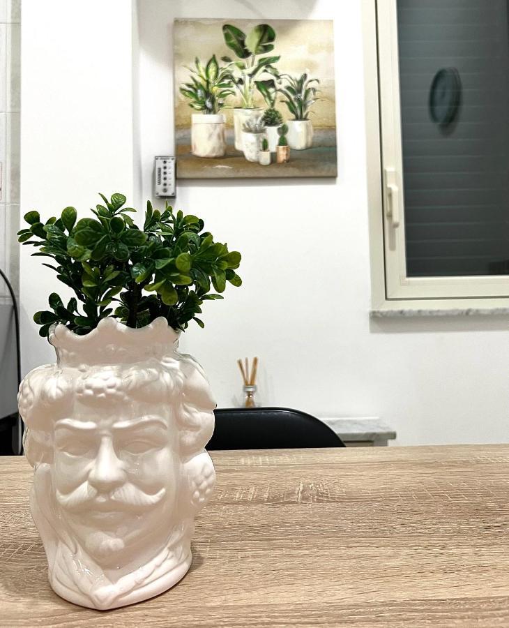 Gabry Central Apartment Palermo Eksteriør billede